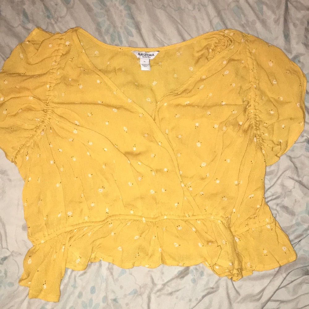 Arizona Jean co shirt💛